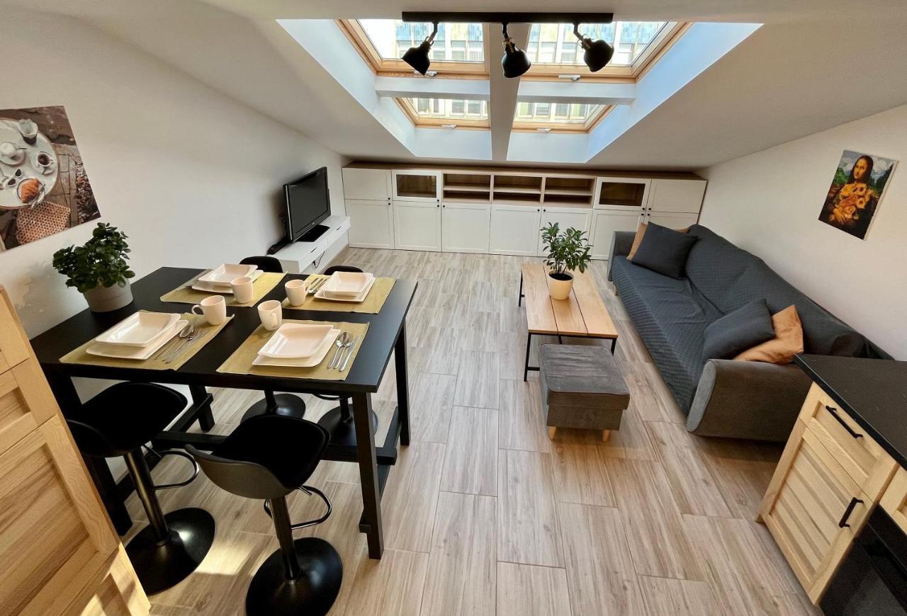Feelhome Apartment With Kitchen クラクフ エクステリア 写真