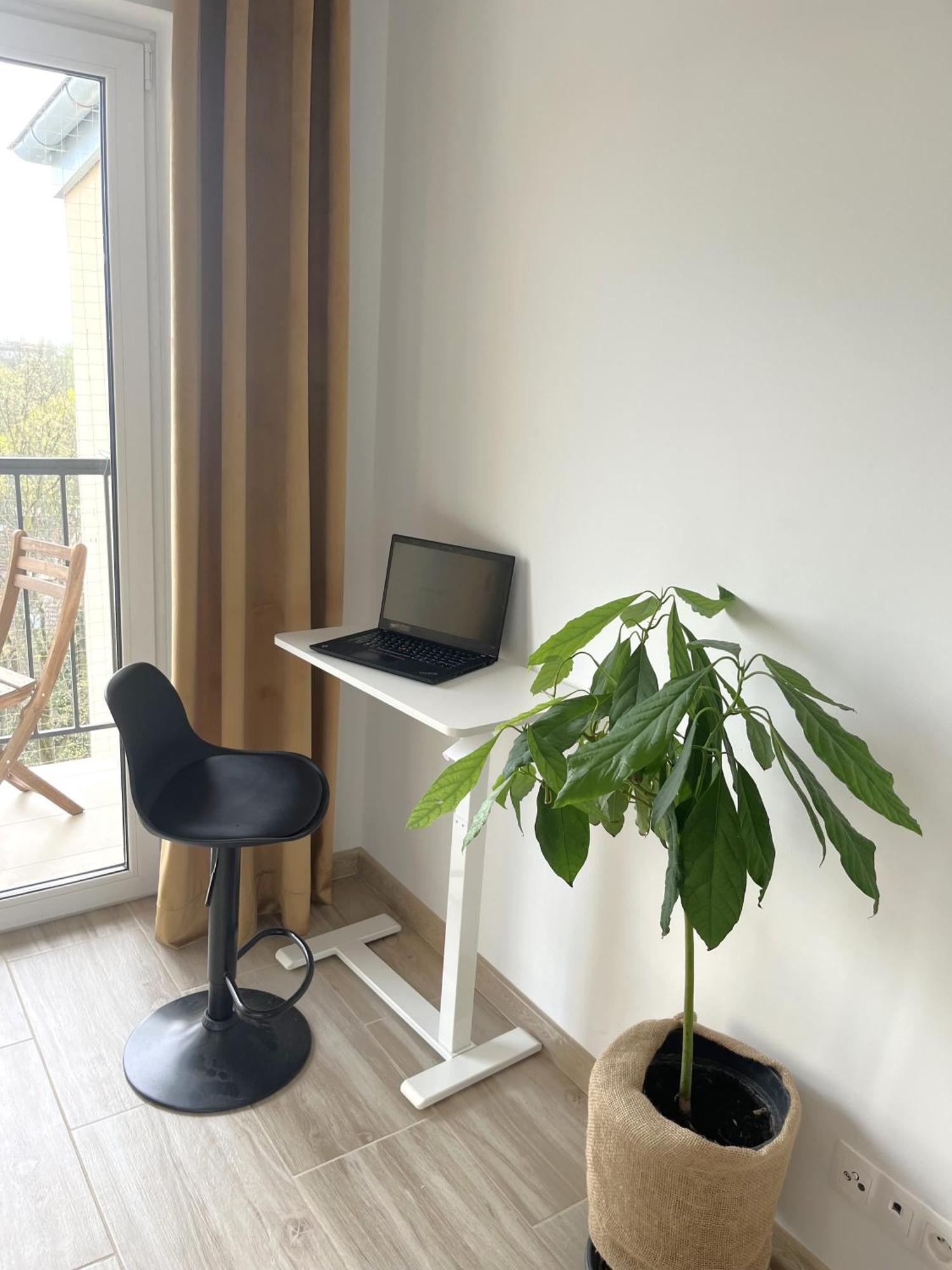 Feelhome Apartment With Kitchen クラクフ エクステリア 写真