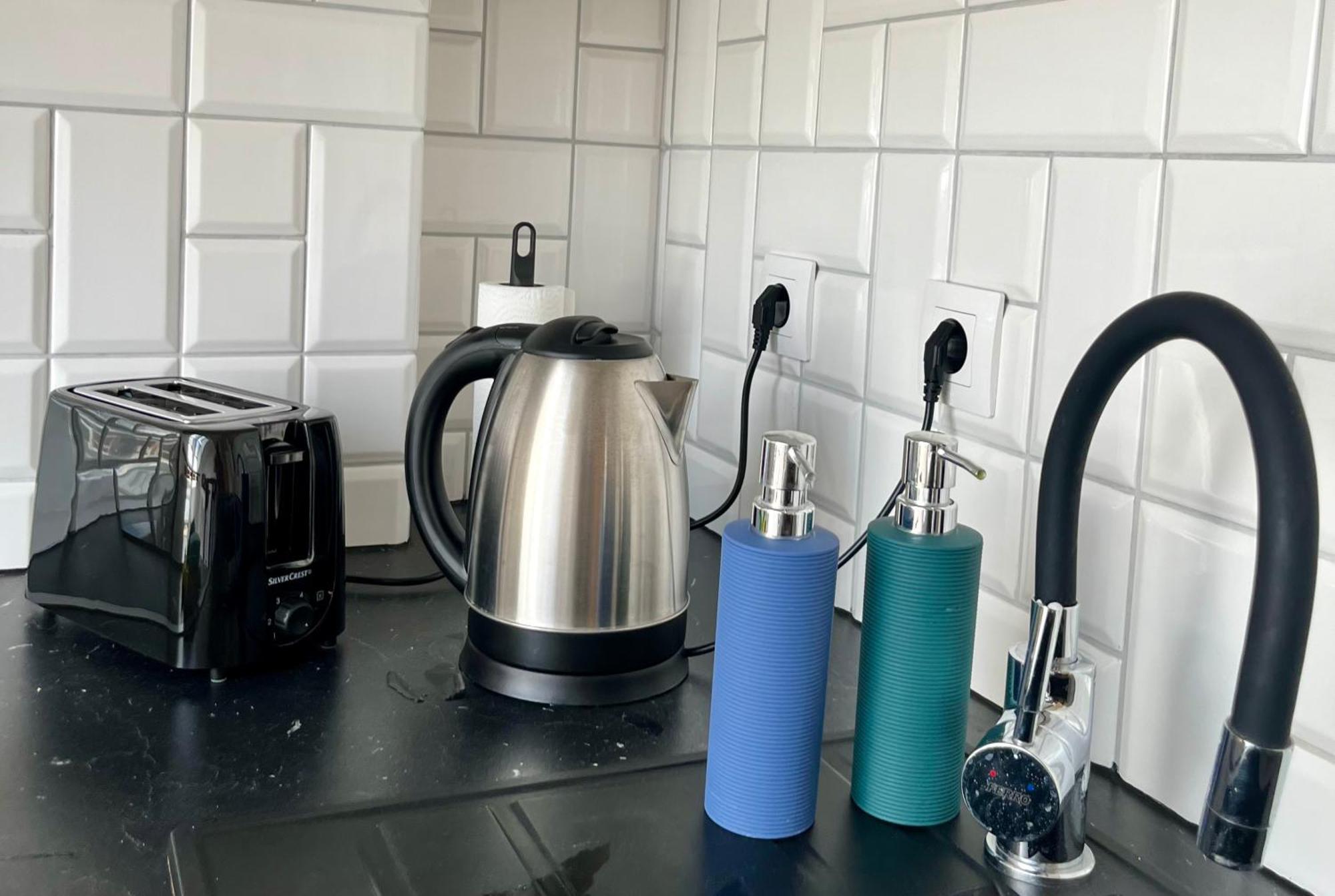 Feelhome Apartment With Kitchen クラクフ エクステリア 写真