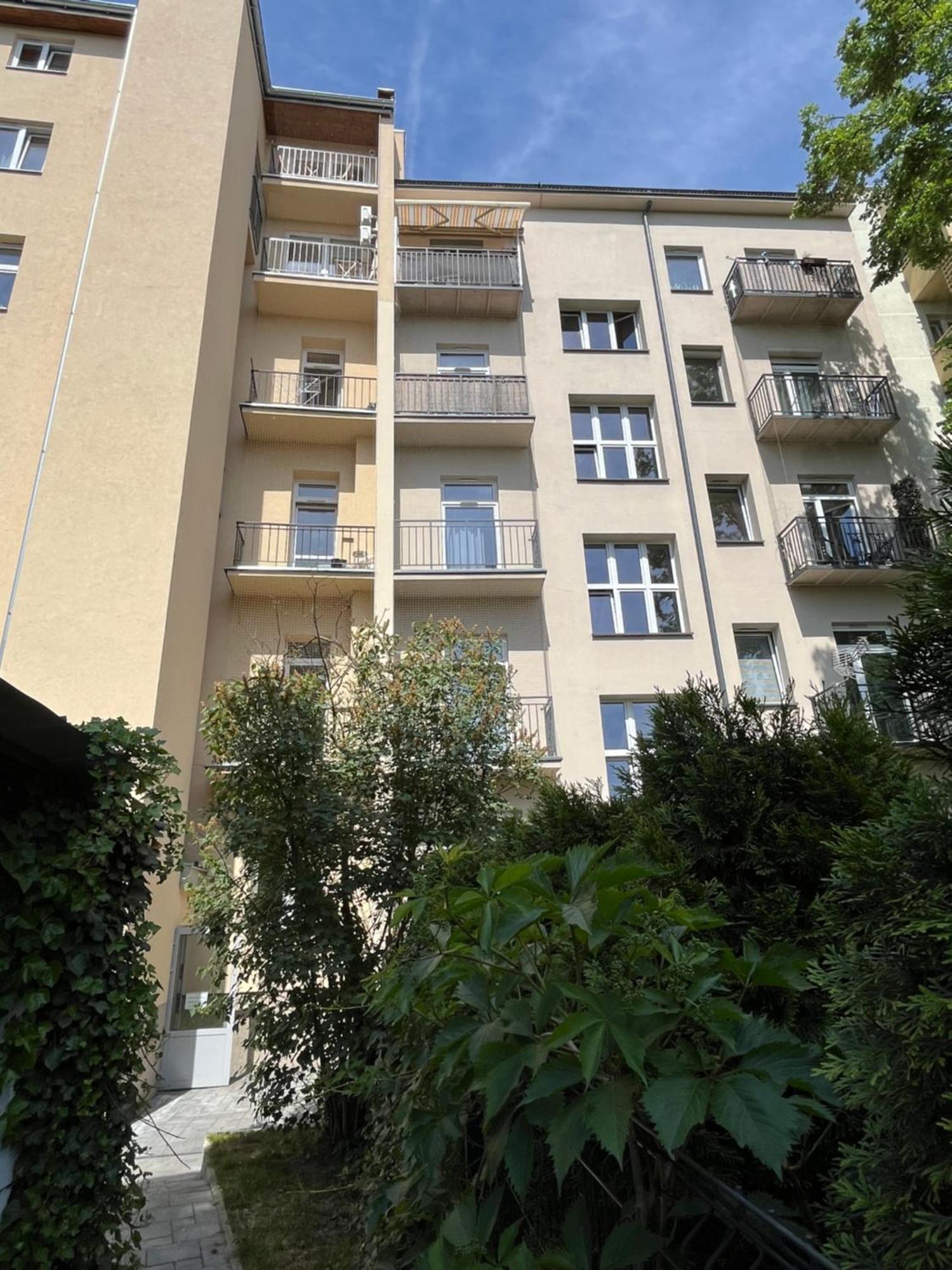Feelhome Apartment With Kitchen クラクフ エクステリア 写真